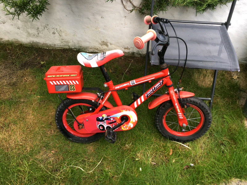 halfords fire engine bike